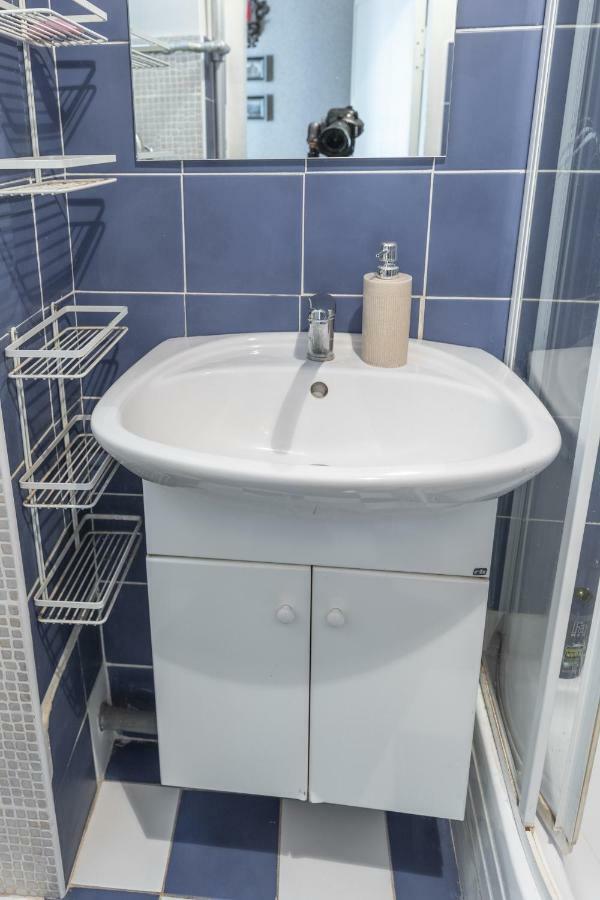 Modern 2-Room Flat In The City Center Šiauliai Exterior foto